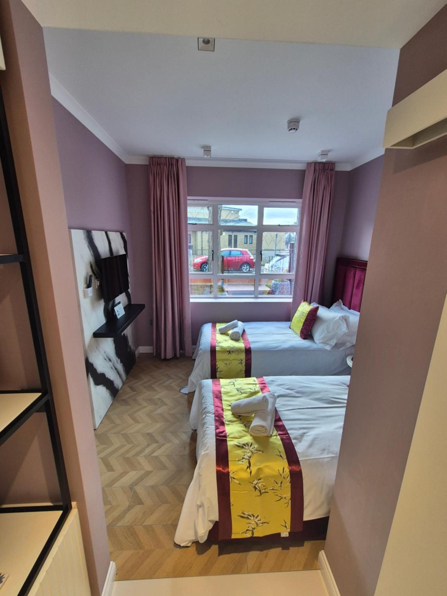 Rosemay Hotel Near London Heathrow Airport Hayes  Exteriör bild