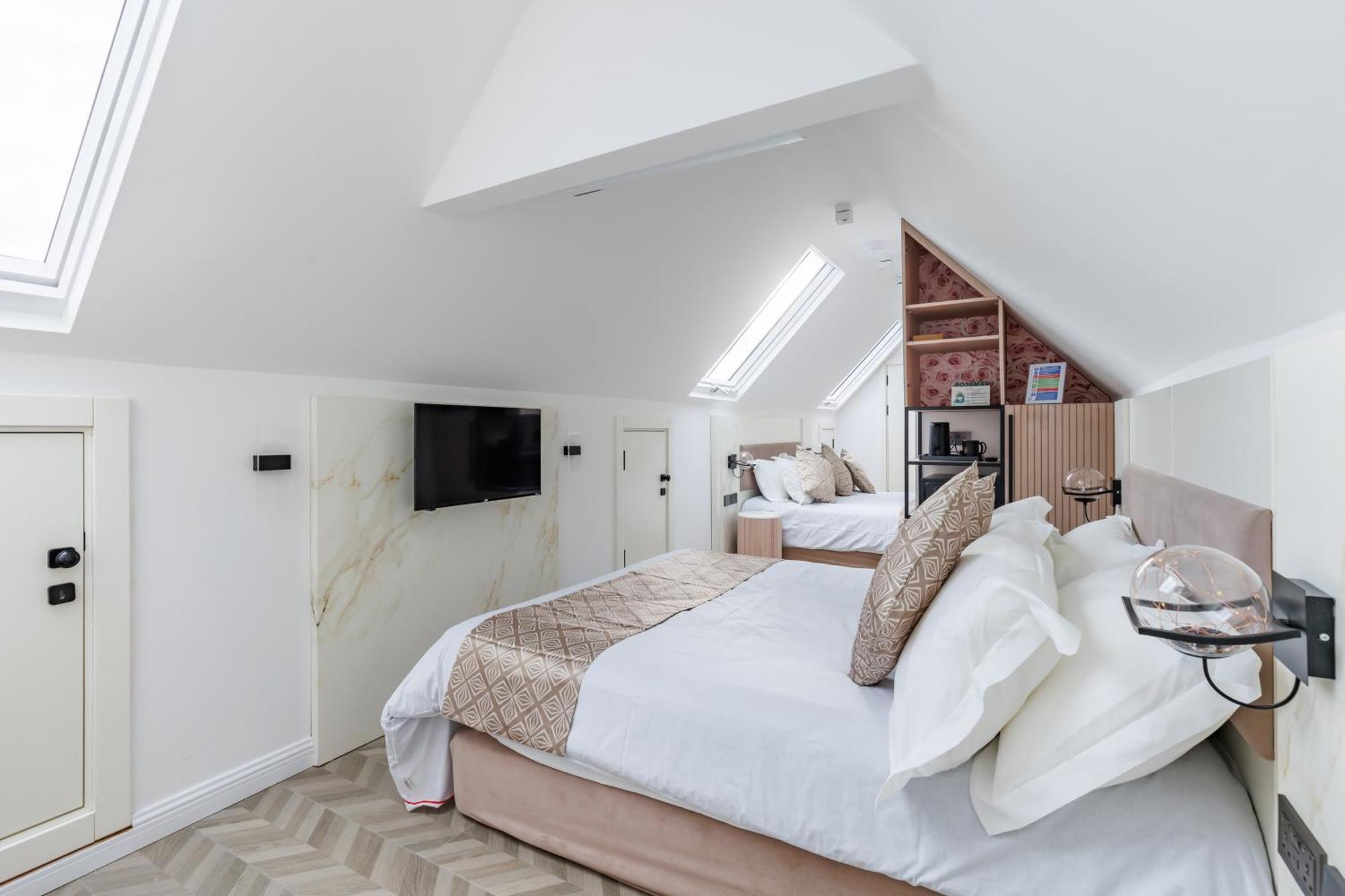 Rosemay Hotel Near London Heathrow Airport Hayes  Exteriör bild