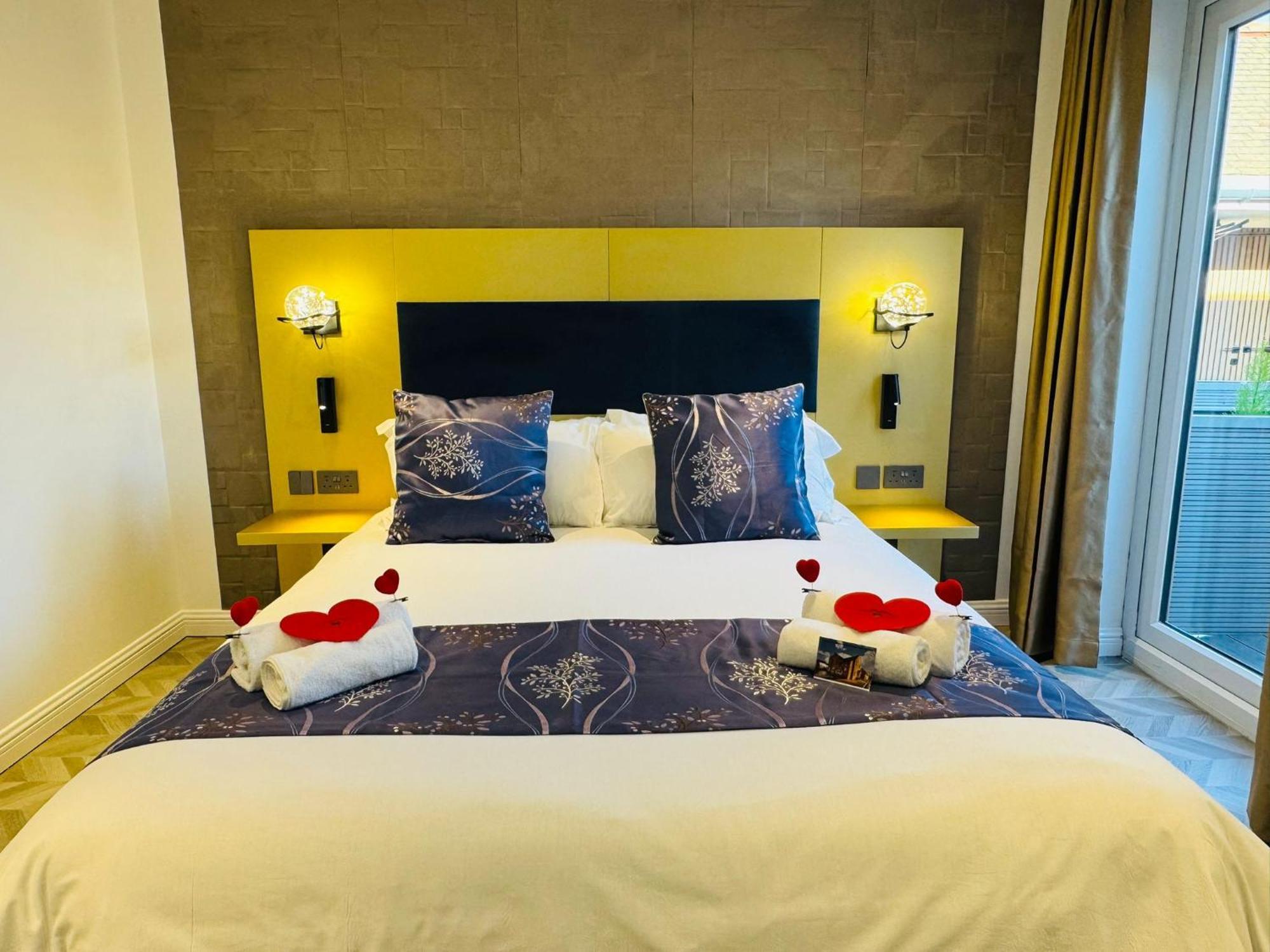 Rosemay Hotel Near London Heathrow Airport Hayes  Exteriör bild